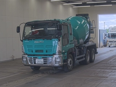 ISUZU GIGA