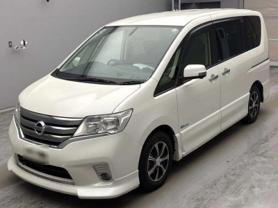 NISSAN SERENA