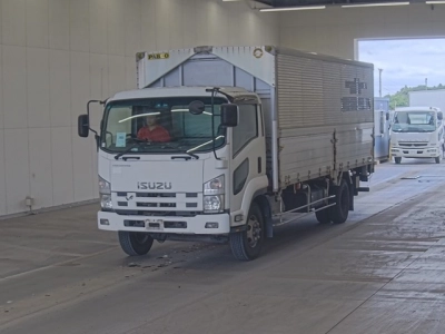 ISUZU FORWARD