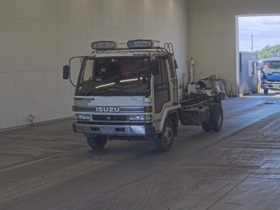 ISUZU FORWARD