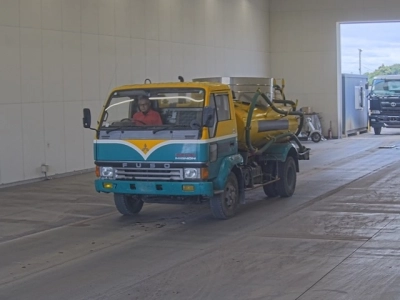 MITSUBISHI FUSO FIGHTER MIGNON