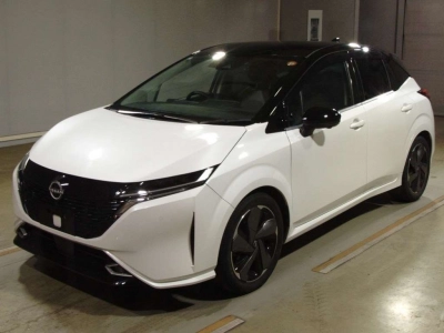 NISSAN AURA