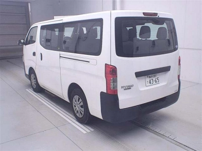 NISSAN NV350 CARAVAN