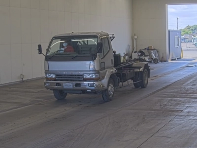 MITSUBISHI FUSO FIGHTER MIGNON