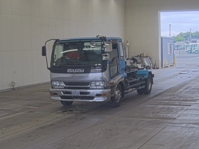 ISUZU FORWARD