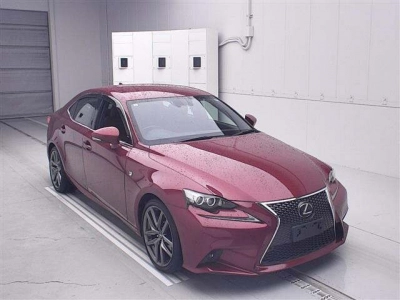 LEXUS IS