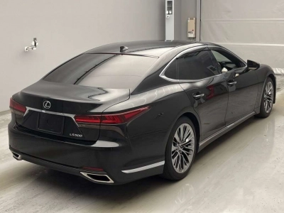LEXUS LS