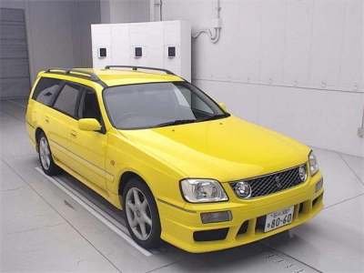 NISSAN STAGEA