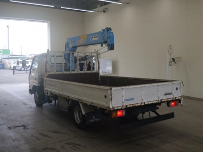 MITSUBISHI CANTER