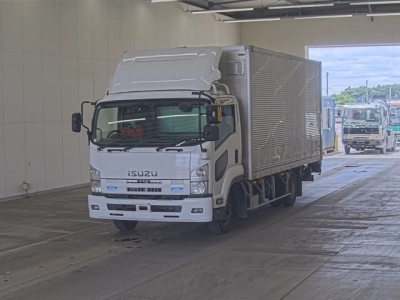 ISUZU FORWARD