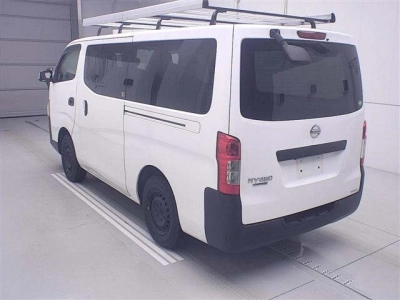 NISSAN NV350 CARAVAN