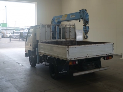 MITSUBISHI CANTER
