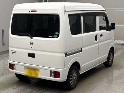 NISSAN NV100 CLIPPER