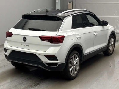 VOLKSWAGEN T-ROC
