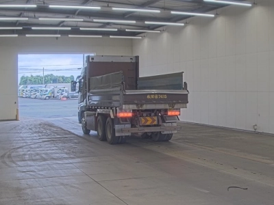 MITSUBISHI FUSO SUPER GREAT