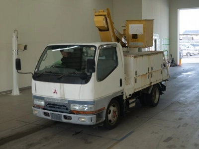 MITSUBISHI CANTER