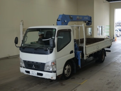 MITSUBISHI CANTER
