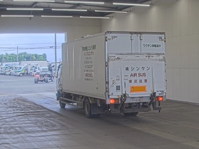 MITSUBISHI FUSO FIGHTER