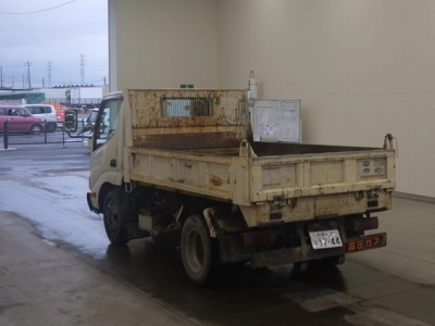 HINO DUTRO