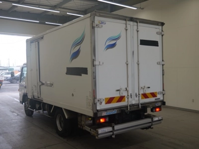 MITSUBISHI CANTER