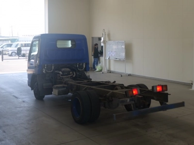 MITSUBISHI CANTER