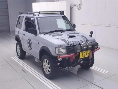 MITSUBISHI PAJERO MINI