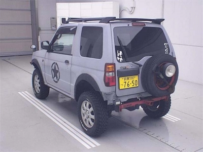 MITSUBISHI PAJERO MINI