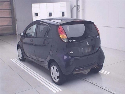 MITSUBISHI I