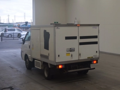 NISSAN VANETTE TRUCK