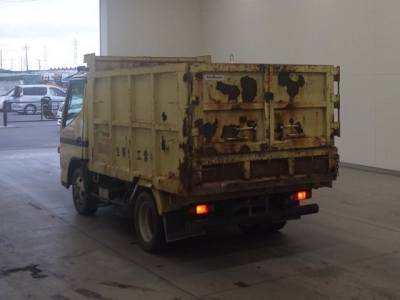 MITSUBISHI CANTER