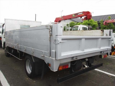 MITSUBISHI CANTER