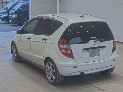 MERCEDES BENZ A CLASS