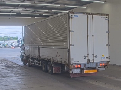 ISUZU GIGA