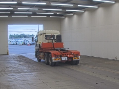 ISUZU GIGA