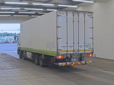 MITSUBISHI FUSO SUPER GREAT