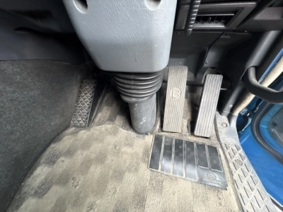 MITSUBISHI FUSO SUPER GREAT