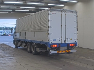 ISUZU GIGA