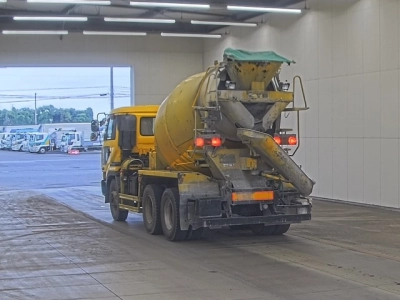 NISSAN DIESEL (UD) QUON