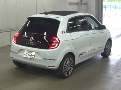 RENAULT TWINGO