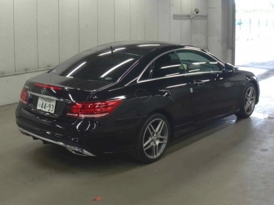 MERCEDES BENZ E CLASS