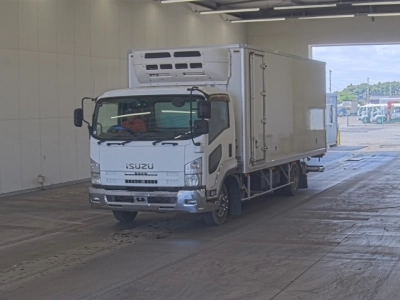 ISUZU FORWARD