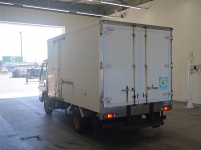 MITSUBISHI CANTER