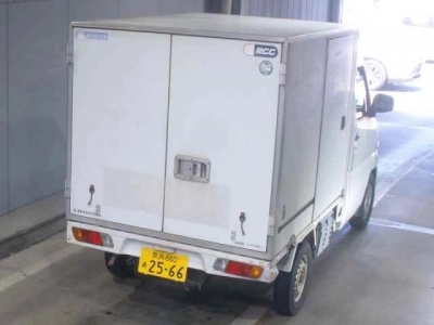 MITSUBISHI MINICAB