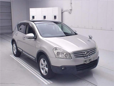 NISSAN DUALIS