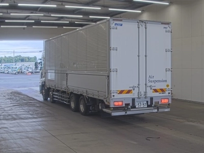 NISSAN DIESEL (UD) QUON