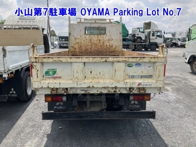 MITSUBISHI CANTER