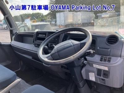 MITSUBISHI CANTER