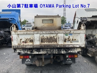 MITSUBISHI CANTER