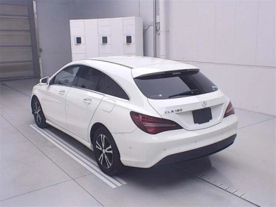 MERCEDES BENZ CLA SHOOTING BRAKE