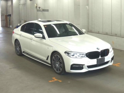BMW 5 SERIES